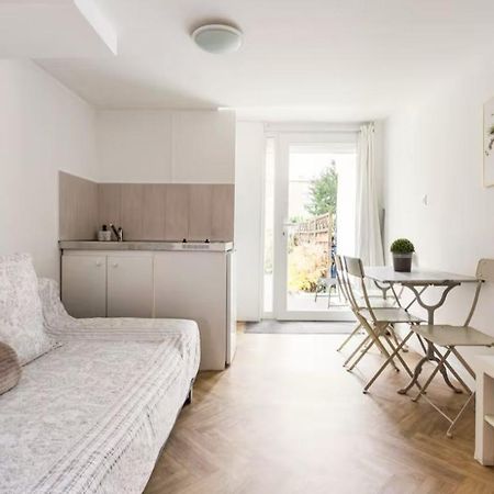 Escapade Pres De Lille - Appartement Charmant Avec Terrasse Et Parking Privee Mons-en-Baroeul Zewnętrze zdjęcie