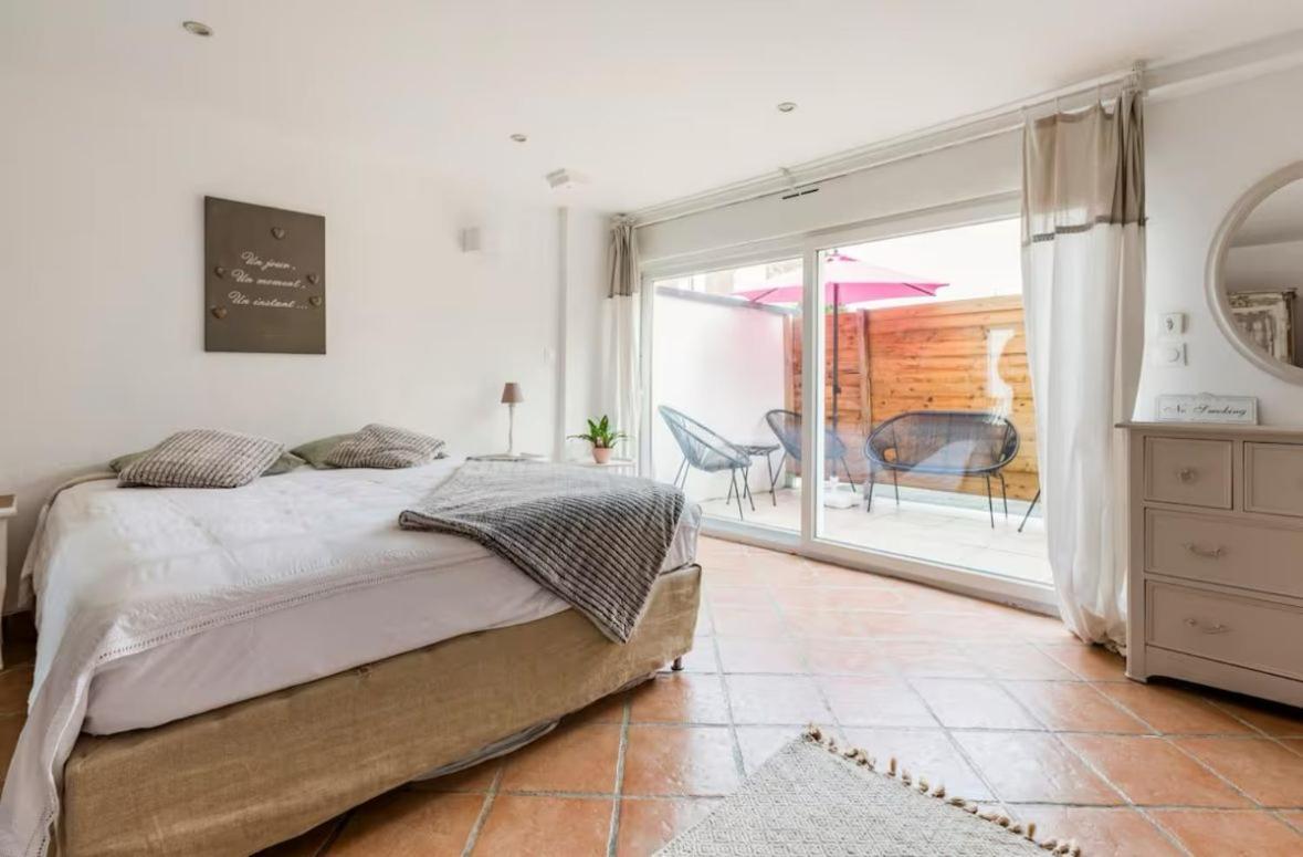 Escapade Pres De Lille - Appartement Charmant Avec Terrasse Et Parking Privee Mons-en-Baroeul Zewnętrze zdjęcie