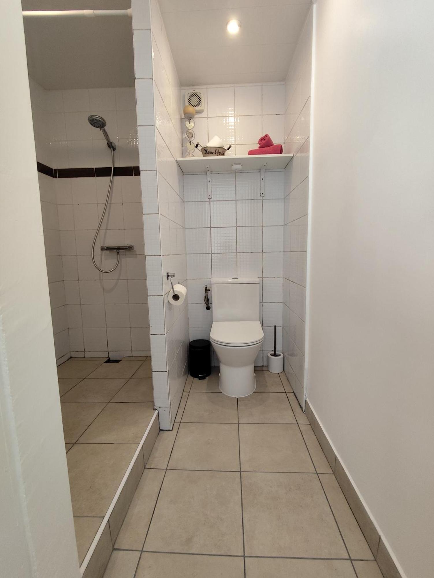 Escapade Pres De Lille - Appartement Charmant Avec Terrasse Et Parking Privee Mons-en-Baroeul Zewnętrze zdjęcie